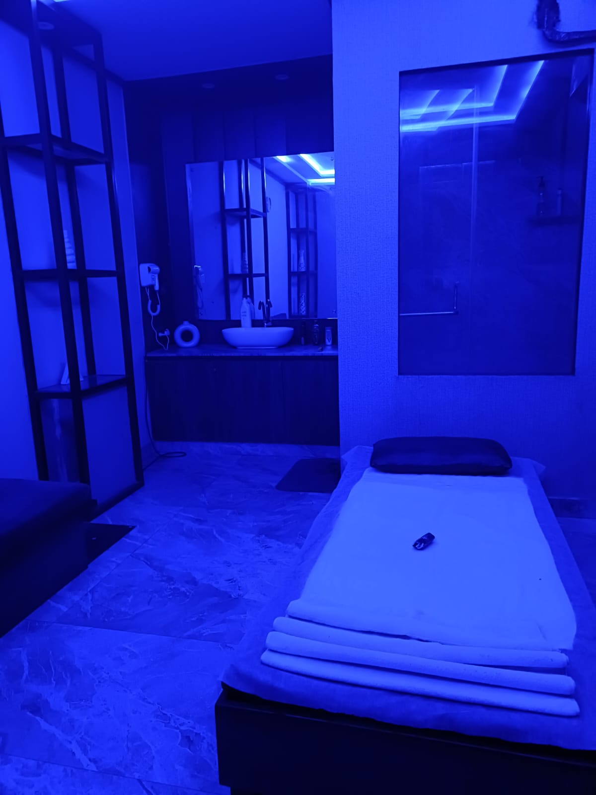 Halcyon Premium Spa img